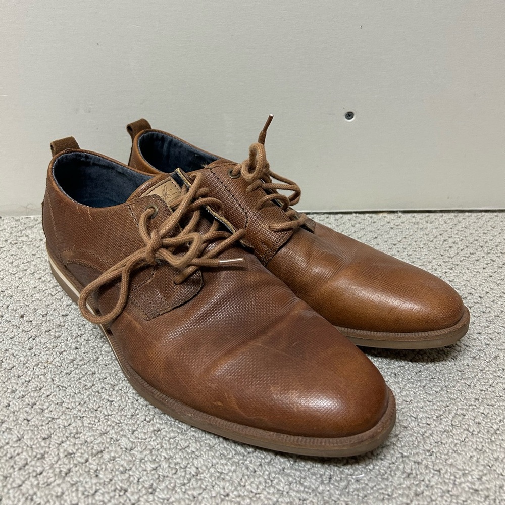 2/$75💥- SHOES | Men’s B2 leather shoes size 9 (size 42)